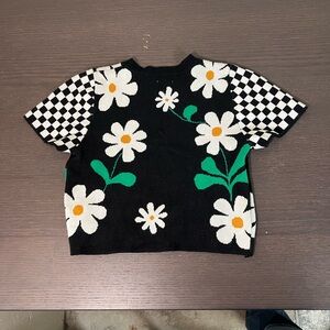 debut Black Floral Knit Tee with Checkerboard Sleeves